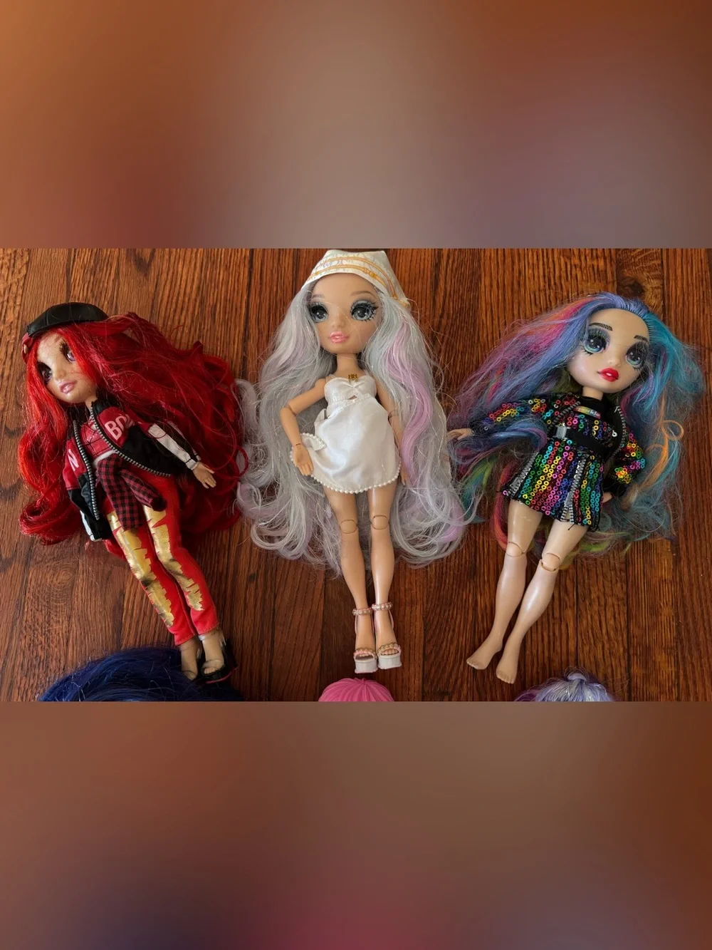 HUGE 300+ pc Rainbow High Dolls Clothing, Shoes & Accessories Etc.